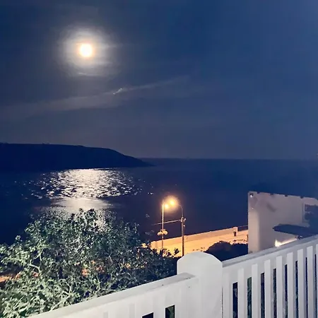 Periwinkle Cottage, With The Amazing Sea View 度假居