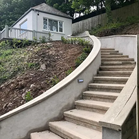 Periwinkle Cottage, With The Amazing Sea View *